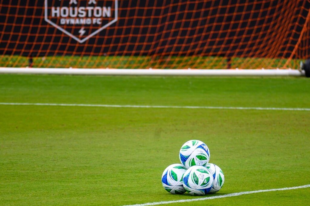 Houston Dynamo have signed Lyle Foster on loan from Burnley with a purchase option, as announced by the club and reported by iDiski Times.
